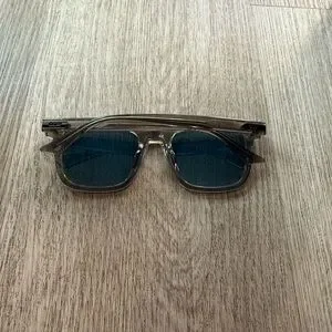 Quay Australia | Accessories | Quay Australia Flip Side  display picture 1